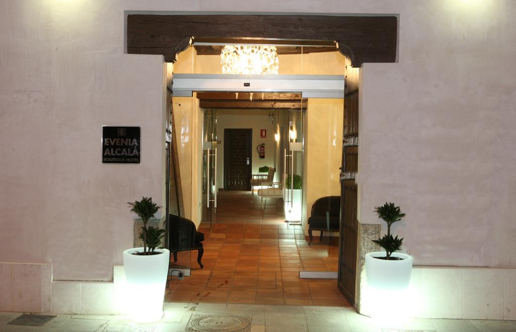 Evenia Alcala Boutique Hotel Alcala de Henares Exterior photo